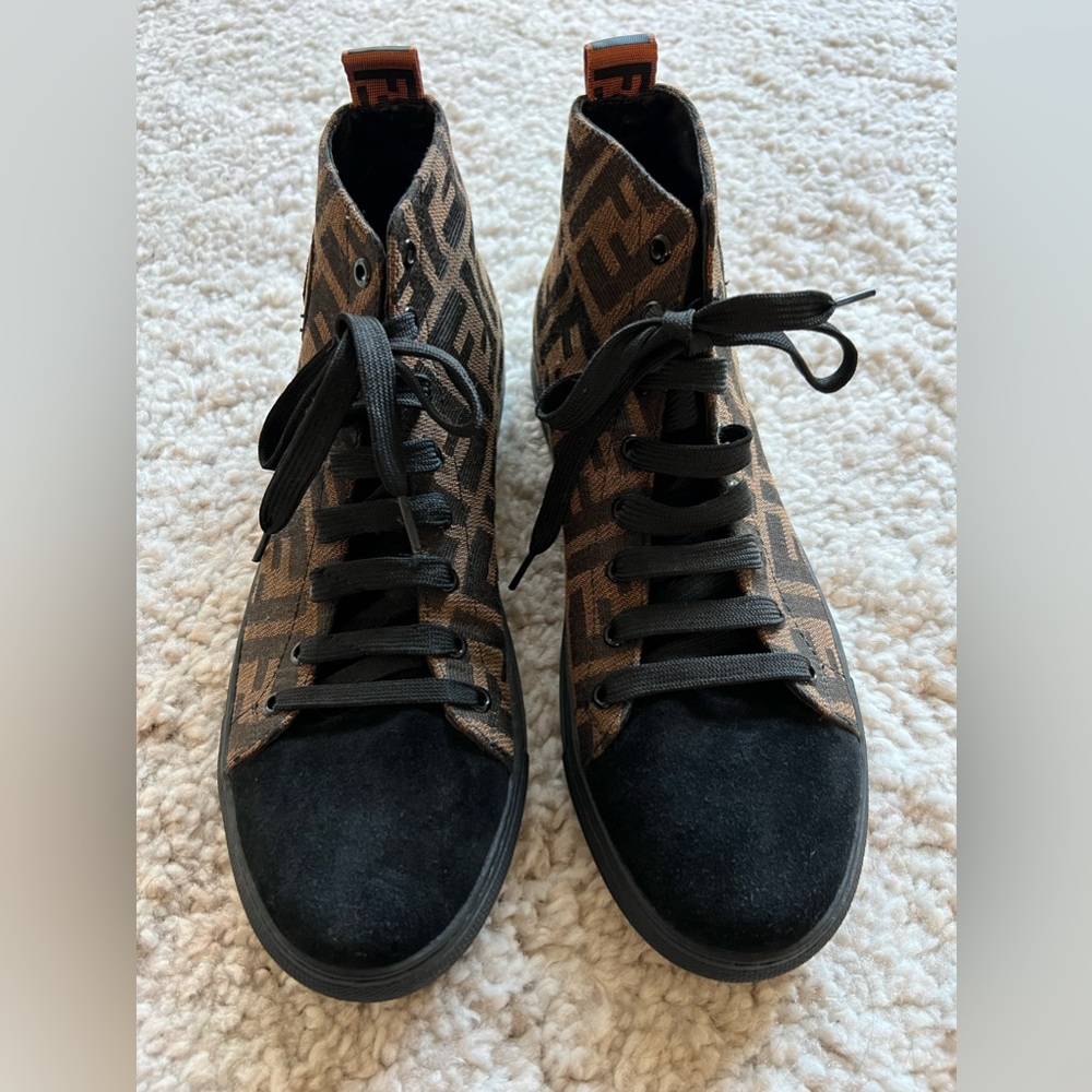 NEW! FENDI Shoes